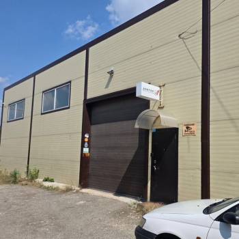 Сдается Нежилое помещение, 210 м²