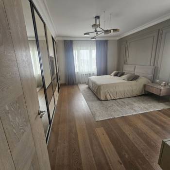 Продается Многокомнатная квартира, 146,9 м²