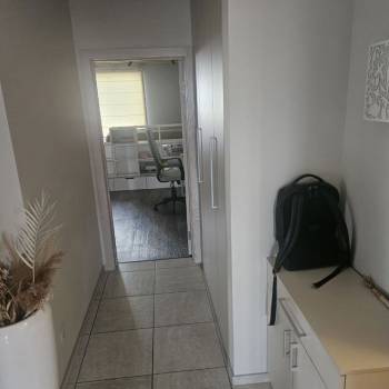Продается Многокомнатная квартира, 146,9 м²