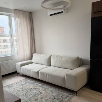 Сдается 1-комнатная квартира, 35 м²