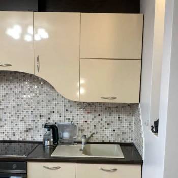 Сдается 1-комнатная квартира, 50,6 м²