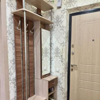 Продается 1-комнатная квартира, 37 м²