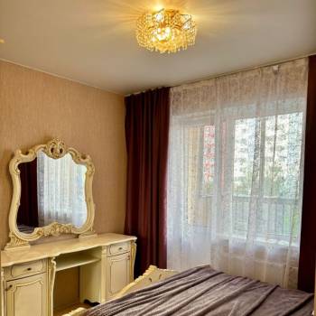 Продается 1-комнатная квартира, 37 м²