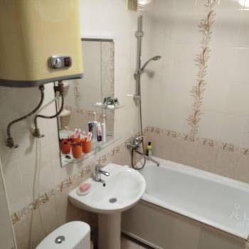 Продается 3-х комнатная квартира, 58,4 м²