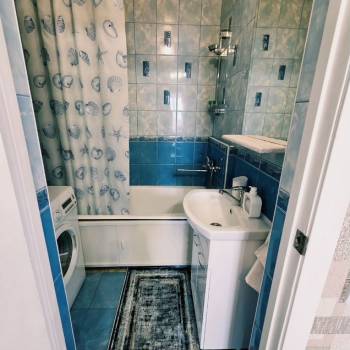 Сдается 2-х комнатная квартира, 60 м²