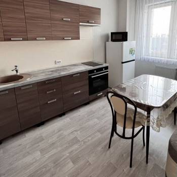 Сдается 1-комнатная квартира, 39 м²
