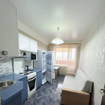 Сдается 2-х комнатная квартира, 42 м²