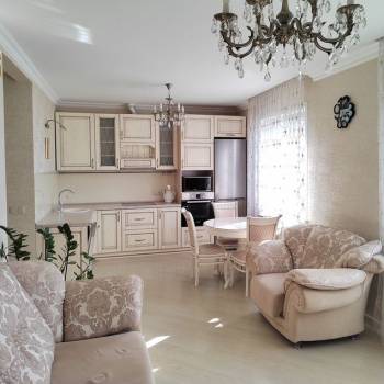 Продается 2-х комнатная квартира, 70 м²