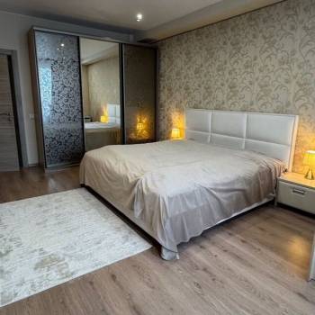 Продается Многокомнатная квартира, 133,5 м²