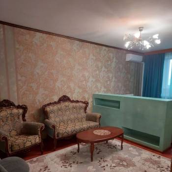 Продается 1-комнатная квартира, 59 м²