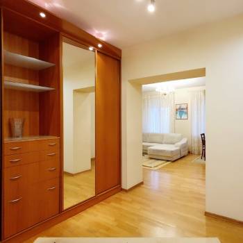 Сдается Многокомнатная квартира, 132 м²