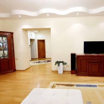 Сдается Многокомнатная квартира, 132 м²