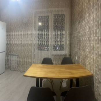 Сдается 2-х комнатная квартира, 58 м²