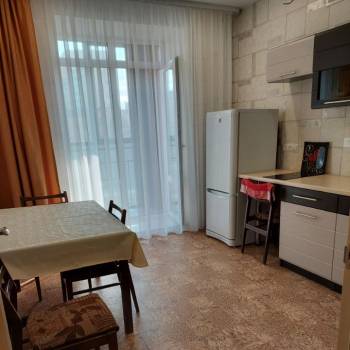 Сдается 1-комнатная квартира, 36,6 м²
