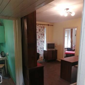 Продается 3-х комнатная квартира, 42 м²