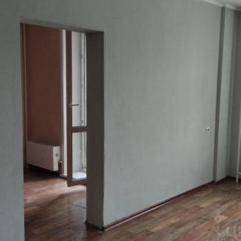 Продается 1-комнатная квартира, 37 м²