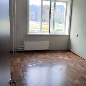 Продается 1-комнатная квартира, 37 м²