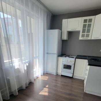 Сдается 1-комнатная квартира, 37,5 м²