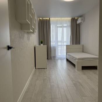 Сдается Многокомнатная квартира, 90 м²