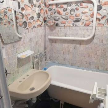 Сдается Многокомнатная квартира, 63 м²