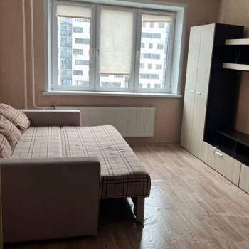 Сдается 1-комнатная квартира, 36,6 м²