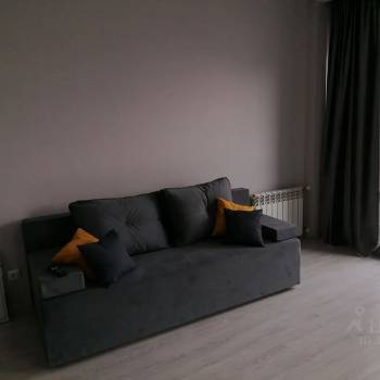 Продается 1-комнатная квартира, 32 м²