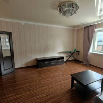 Сдается 1-комнатная квартира, 52 м²
