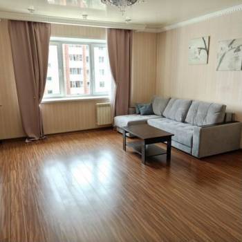 Сдается 1-комнатная квартира, 52 м²