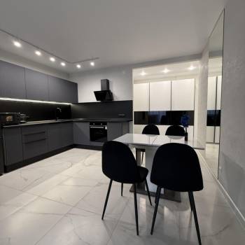 Сдается Многокомнатная квартира, 80 м²
