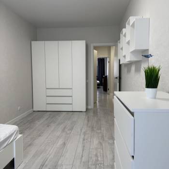 Сдается Многокомнатная квартира, 80 м²