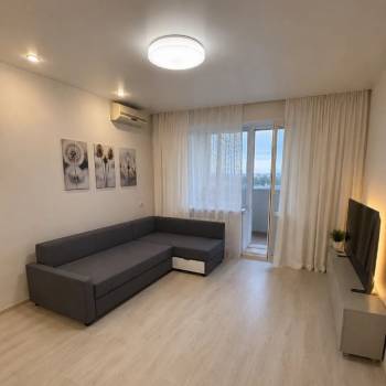 Сдается 1-комнатная квартира, 37 м²