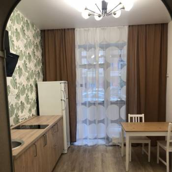 Сдается 1-комнатная квартира, 40 м²