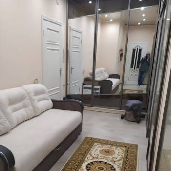 Продается 1-комнатная квартира, 52 м²