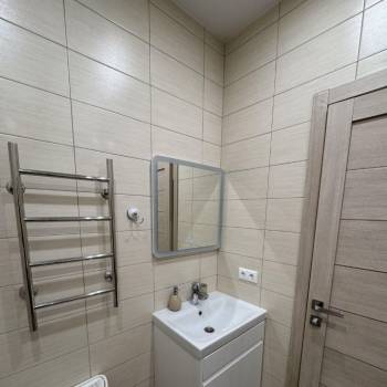 Продается 1-комнатная квартира, 38 м²