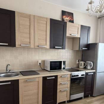 Продается 1-комнатная квартира, 38 м²