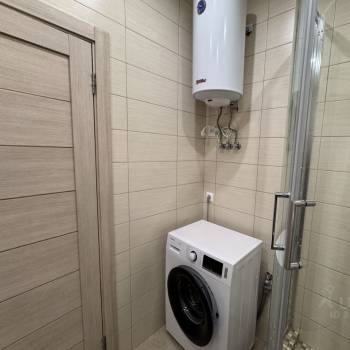 Продается 1-комнатная квартира, 38 м²