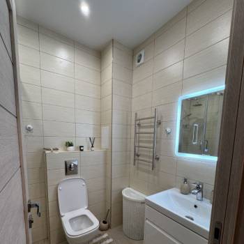 Продается 1-комнатная квартира, 38 м²