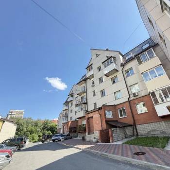 Продается 2-х комнатная квартира, 55,4 м²
