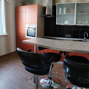 Сдается 2-х комнатная квартира, 60 м²