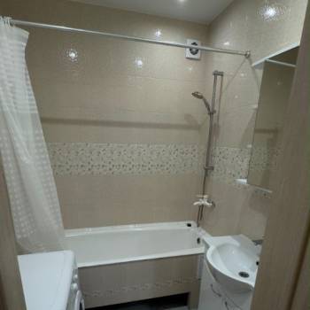 Сдается 2-х комнатная квартира, 63 м²
