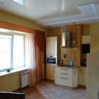 Сдается Многокомнатная квартира, 90 м²