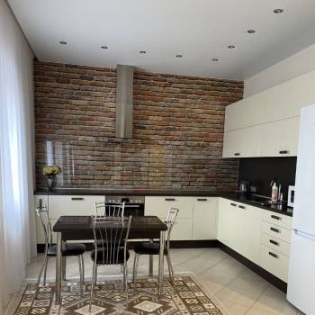 Сдается 2-х комнатная квартира, 55 м²