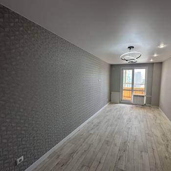 Продается 3-х комнатная квартира, 59 м²