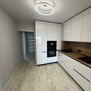Продается 3-х комнатная квартира, 59 м²