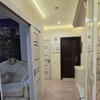 Сдается Многокомнатная квартира, 80 м²