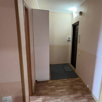 Продается 1-комнатная квартира, 32 м²