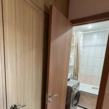 Продается 1-комнатная квартира, 32 м²