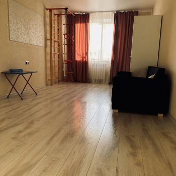 Сдается Многокомнатная квартира, 70 м²