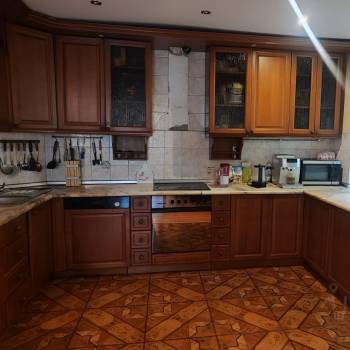 Продается 3-х комнатная квартира, 130 м²