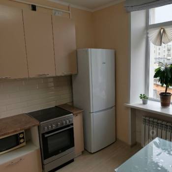 Продается Многокомнатная квартира, 85,6 м²